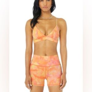 Alo Yoga Sunset Summer Sports Bra and Shorts Set